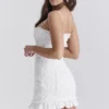 Biała bawełniana mini sukienka Marlene z haftem angielskim Biała bawełniana mini sukienka Marlene z haftem angielskim