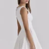 Biała mini sukienka Scarlett z haftowaną bawełnianą koronką Biała mini sukienka Scarlett z haftowaną bawełnianą koronką