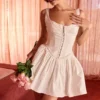 Biała plisowana mini sukienka Cupid Biała plisowana mini sukienka Cupid