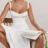 Biała sukienka Letnia z gorsetem Carmen Biała sukienka Letnia z gorsetem Carmen