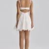 Biała sukienka mini Isla z koronką broderie anglaise Biała sukienka mini Isla z koronką broderie anglaise