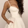 Biała tiulowa sukienka midi Mademoiselle Biała tiulowa sukienka midi Mademoiselle