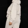 Bluza z kapturem Halo w kolorze owsianym z bawełnianym polarem pod spodem Bluza z kapturem Halo w kolorze owsianym z bawełnianym polarem pod spodem