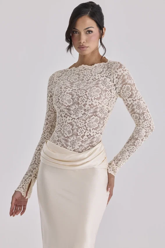 Body Ellie Vintage z długim rękawem z koronki w kolorze kości słoniowej