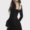 Czarna aksamitna sukienka mini typu babydoll z wiązaniem na szyi Czarna aksamitna sukienka mini typu babydoll z wiązaniem na szyi