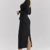 Czarna elastyczna sukienka midi z długim rękawem z krepy Ella