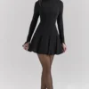 Czarna elastyczna sukienka mini z krepy z godetami „Francesca”