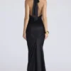 Czarna satynowa sukienka maxi Oliviana Czarna satynowa sukienka maxi Oliviana