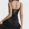 Czarna sukienka maxi „Anabella” z wiązaniem Czarna sukienka maxi „Anabella” z wiązaniem