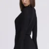 Czarny Body Lois z wycięciem Czarny Body Lois z wycięciem