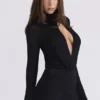 Czarny Body Lois z wycięciem Czarny Body Lois z wycięciem