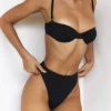 Czarny stanik bikini z fiszbinami Monaco Czarny stanik bikini z fiszbinami Monaco