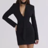 Czarny top z gorsetem w kształcie klepsydry z krepy Danya Czarny top z gorsetem w kształcie klepsydry z krepy Danya