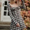 Czerwona mini sukienka z gorsetem w szkocką kratę „Malika” Czerwona mini sukienka z gorsetem w szkocką kratę „Malika”