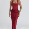 Czerwona satynowa sukienka maxi z gorsetem Kira Czerwona satynowa sukienka maxi z gorsetem Kira