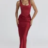 Czerwona satynowa sukienka maxi z gorsetem Kira Czerwona satynowa sukienka maxi z gorsetem Kira