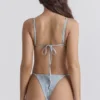 Dół bikini Toulouse w kolorze niebieskim z wzorem paisley i falbanami