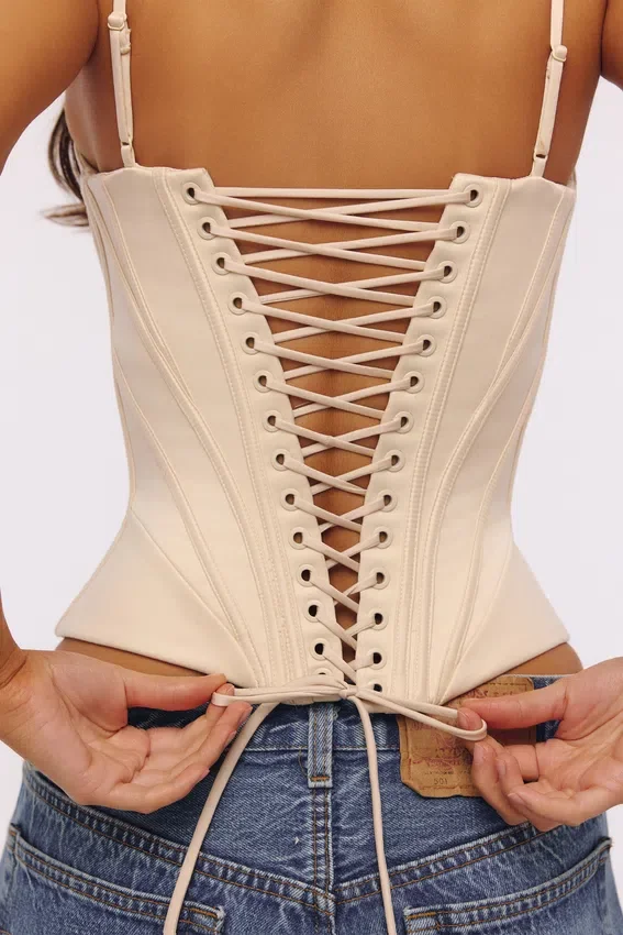 Gorset Cadie Vintage w kolorze kości słoniowej Gorset Cadie Vintage w kolorze kości słoniowej
