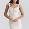 Jean Vintage Kremowa bawełniana bluzka z falbaną w stylu broderie anglaise Jean Vintage Kremowa bawełniana bluzka z falbaną w stylu broderie anglaise