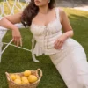 Jean Vintage Kremowa bawełniana bluzka z falbaną w stylu broderie anglaise Jean Vintage Kremowa bawełniana bluzka z falbaną w stylu broderie anglaise
