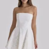 Jemima Biała mini sukienka bez ramiączek z koronką broderie anglaise Jemima Biała mini sukienka bez ramiączek z koronką broderie anglaise