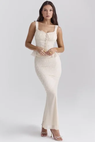 Jean Vintage Kremowa bawełniana bluzka z falbaną w stylu broderie anglaise Jean Vintage Kremowa bawełniana bluzka z falbaną w stylu broderie anglaise