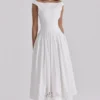 Lauren Biała bawełniana sukienka maxi z angielską haftowaną koronką i dekoltem w łódkę Lauren Biała bawełniana sukienka maxi z angielską haftowaną koronką i dekoltem w łódkę