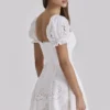 Lavina Biała sukienka mini z koronką na zamówienie + bawełna broderie anglaise Lavina Biała sukienka mini z koronką na zamówienie + bawełna broderie anglaise