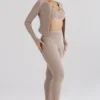 Legginsy z dzianiny prążkowanej Mitzi w kolorze taupe Legginsy z dzianiny prążkowanej Mitzi w kolorze taupe