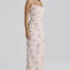 Lini Ivory Sweet Peony Print Stretch Mesh Maxi Sukienka Lini Ivory Sweet Peony Print Stretch Mesh Maxi Sukienka