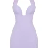 Mini sukienka Alyssa Orchid z głębokim dekoltem Mini sukienka Alyssa Orchid z głębokim dekoltem