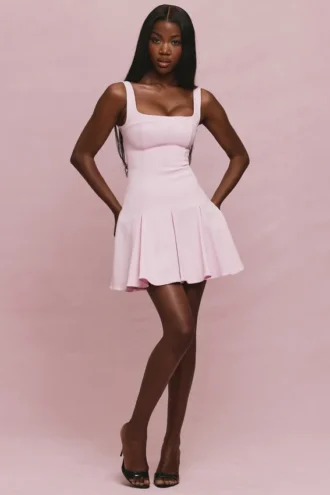 Mini sukienka Amelie Ballerina z elastycznej krepy w kolorze różowym Mini sukienka Amelie Ballerina z elastycznej krepy w kolorze różowym