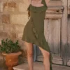 Mini sukienka Marcia Olive z falbanami Mini sukienka Marcia Olive z falbanami