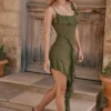 Mini sukienka Marcia Olive z falbanami Mini sukienka Marcia Olive z falbanami