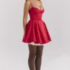 Mini sukienka Minimoiselle Holly z czerwonego satynowego tiulu
