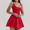 Mini sukienka plisowana Cupid w kolorze szkarłatnym Mini sukienka plisowana Cupid w kolorze szkarłatnym