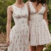 Mini sukienka w kwiatowy wzór Salma Rose Mini sukienka w kwiatowy wzór Salma Rose