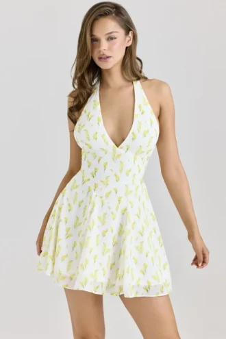 Mini sukienka z georgette z nadrukiem kwiatowym w kolorze cytrynowym i dekoltem typu halter Mini sukienka z georgette z nadrukiem kwiatowym w kolorze cytrynowym i dekoltem typu halter