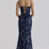 Naima Navy – ręcznie zdobiona koronkowa sukienka maxi