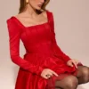 Nina Holly – czerwona mini sukienka z tiulu z odpinaną kokardą Nina Holly – czerwona mini sukienka z tiulu z odpinaną kokardą