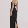 Oryginalna czarna sukienka maxi w stylu bandażowym Oryginalna czarna sukienka maxi w stylu bandażowym