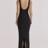 Oryginalna czarna sukienka maxi w stylu bandażowym Oryginalna czarna sukienka maxi w stylu bandażowym