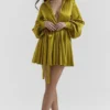 Plisowana sukienka koszulowa Allegra w kolorze chartreuse