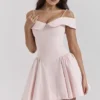 Różowa mini sukienka z odkrytymi ramionami Elida Ballerina