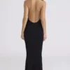 Sadira Czarna sukienka maxi z odkrytymi plecami – edycja limitowana Sadira Czarna sukienka maxi z odkrytymi plecami – edycja limitowana
