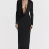 Saskia – czarna sukienka maxi z drapowaniem Saskia – czarna sukienka maxi z drapowaniem