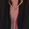 Satynowa spódnica midi z niskim stanem Colette Rose