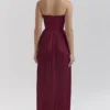 Satynowa sukienka maxi Marcella Berry z plisami Satynowa sukienka maxi Marcella Berry z plisami