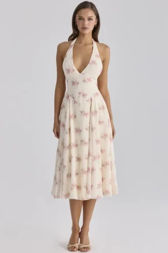 Solada – sukienka midi z dekoltem halter z georgette w kolorze kości słoniowej z nadrukiem w stylu vintage Solada – sukienka midi z dekoltem halter z georgette w kolorze kości słoniowej z nadrukiem w stylu vintage