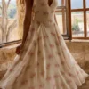 Solada – sukienka midi z dekoltem halter z georgette w kolorze kości słoniowej z nadrukiem w stylu vintage Solada – sukienka midi z dekoltem halter z georgette w kolorze kości słoniowej z nadrukiem w stylu vintage